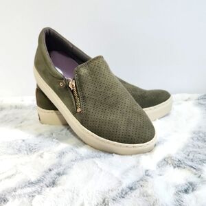NWOB Dr. Scholl's Olive Green Perforated Loafers